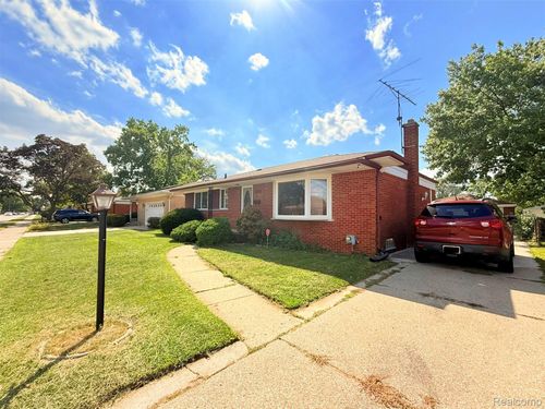 24733 Patricia Ave, Warren, MI, 48091-5614 | Card Image