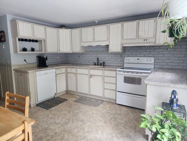 489 W Cummington Rd, House other with 3 bedrooms, 2 bathrooms and 10 parking in Cummington MA | Image 17
