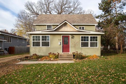 708 3rd St W, Hastings, MN, 55033-1128 | Card Image