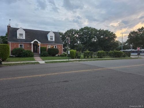 220-10 120th Ave, Cambria Heights, NY, 11411-2039 | Card Image