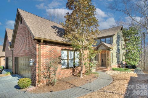 7429 Newmans Ln, Charlotte, NC, 28270-6002 | Card Image