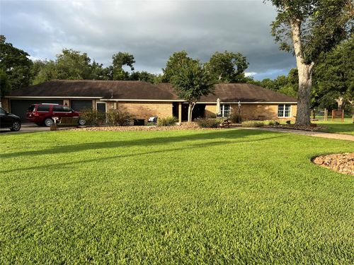 c614r-450 Westwood Rd, Angleton, TX, 77515-7433 | Card Image