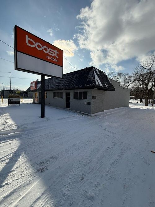 3320-33183320 S Cedar St, Lansing, MI, 48910-3436 | Card Image