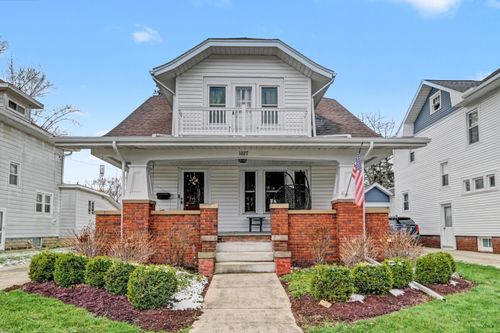 1027 Rogers St, Bucyrus, OH, 44820-3215 | Card Image