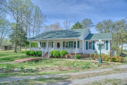 188 Campbell Ln, Cookeville, TN, 38501-9175 | Card Image