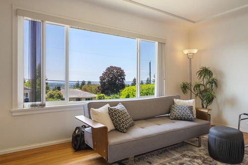 5957 Carson St, Burnaby, BC, V5J2Z8 | Card Image