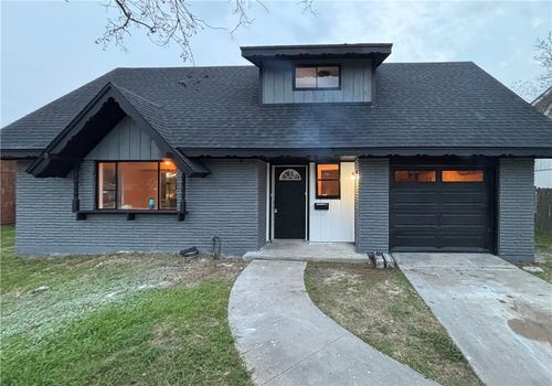 5721 Tanglewood Dr, Corpus Christi, TX, 78412-4541 | Card Image