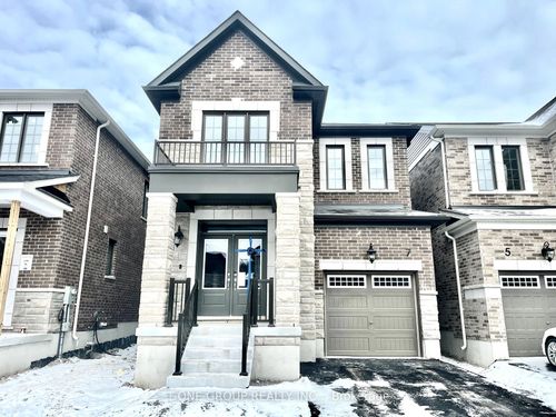 7 Greenridge Cres, Markham, ON, L6C3M1 | Card Image