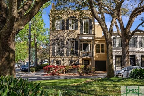 424 Barnard St, Savannah, GA, 31401-4938 | Card Image