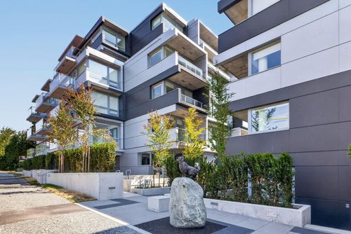 501-8080 Oak Street, Vancouver, BC, V6P0M9 | Card Image