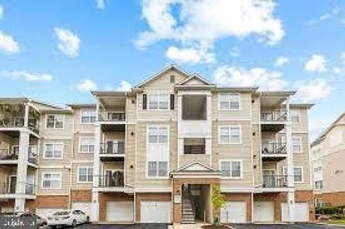 apt-303-19609 Galway Bay Cir, GERMANTOWN, MD, 20874-4606 | Card Image