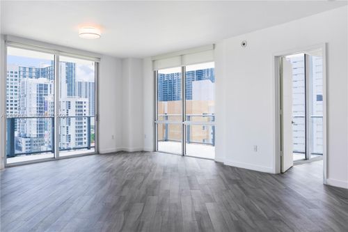 1104-1010 Sw 2nd Ave, Miami, FL, 33130-4458 | Card Image