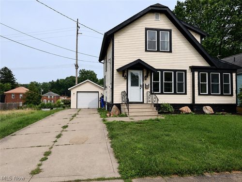 1839 14th St, Cuyahoga Falls, OH, 44223-2418 | Card Image
