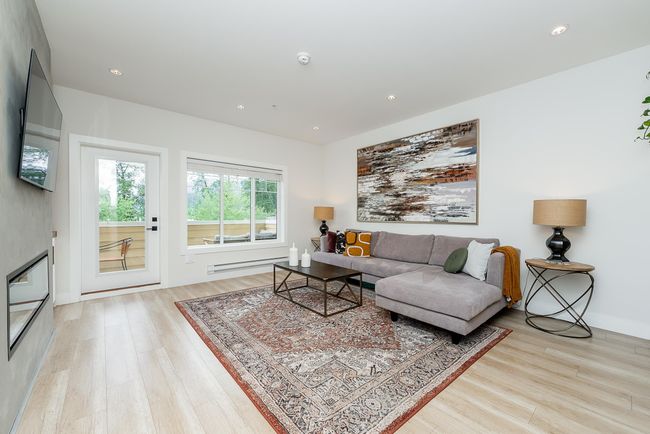 202 - 80 Elgin St, Townhouse with 2 bedrooms, 3 bathrooms and 1 parking in Port Moody BC | Image 10