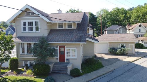 52 Maple Ave, Wheeling, WV, 26003-5761 | Card Image