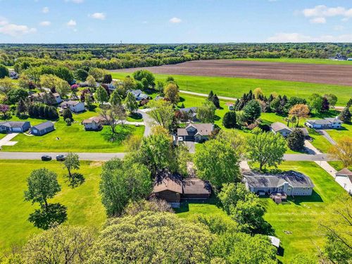 3848 Sunny Wood Drive, Windsor, WI, 53532 | Card Image