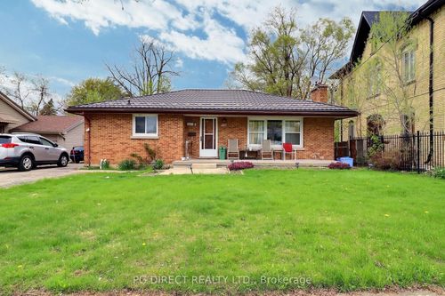 712 Chester St, London, ON, N6C2K2 | Card Image