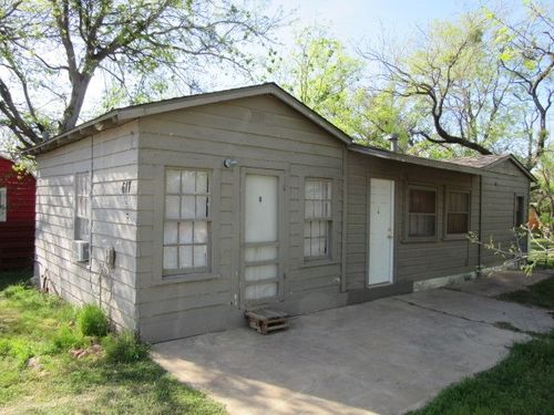 b-617 E North 18th St, Abilene, TX, 79601-3297 | Card Image