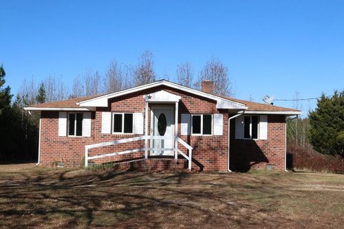 14504 Farmville Rd, Meherrin, VA, 23954-3045 | Card Image