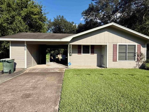 325 Clemmons St, Beaumont, TX, 77707-1305 | Card Image