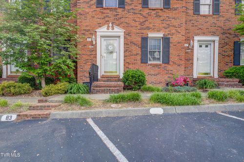 apt-p83-400 Sunset Dr, Johnson City, TN, 37604-2480 | Card Image