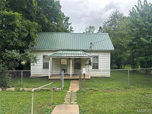526 W Wayne St, Ironton, MO, 63650-1335 | Card Image