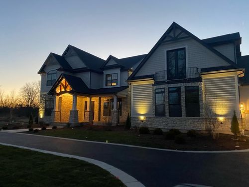 2 Alexandra Dr, Mettawa, IL, 60048-5401 | Card Image