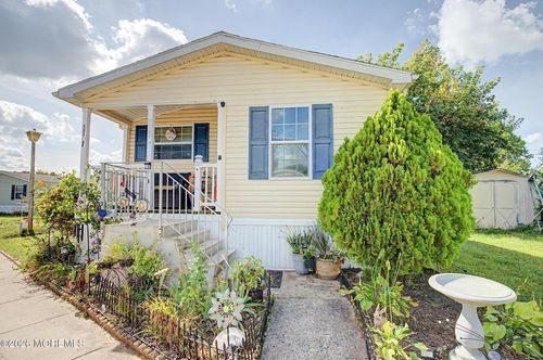503 5th Street, Jackson, NJ, 08527 | Card Image