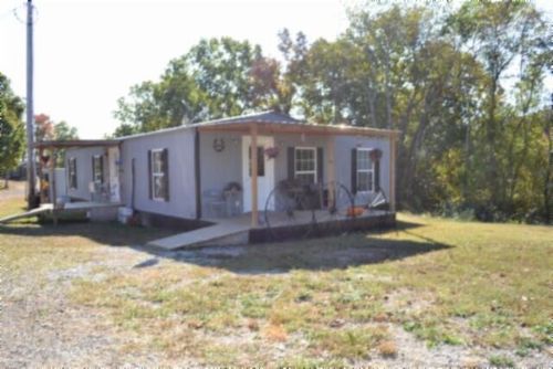 796 Old State Hwy 52, Celina, TN, 38551 | Card Image
