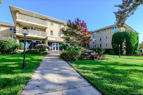 105-490 Atlantic Ave, East Rockaway, NY, 11518-1434 | Card Image