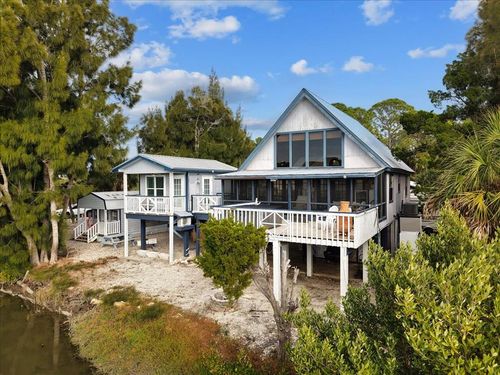 16490 Sw Indiana Ave, CEDAR KEY, FL, 32625-6119 | Card Image