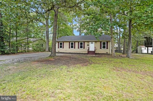 256 Manchester Dr, Ruther Glen, VA, 22546-1144 | Card Image