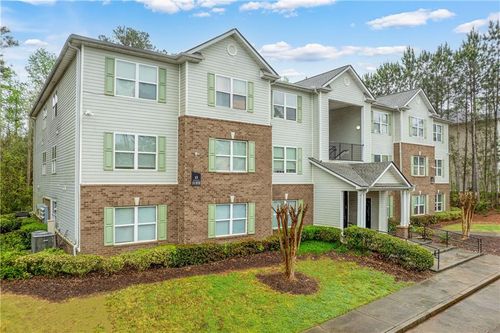 13202 Fairington Ridge Cir, Lithonia, GA, 30038-5649 | Card Image