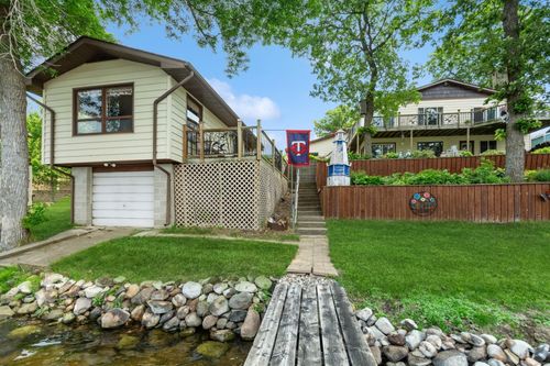 11209 42nd St Se, Clear Lake, MN, 55319-9730 | Card Image