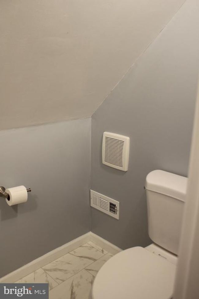 1352 Valley Rd, House other with 4 bedrooms, 2 bathrooms and null parking in WOODLYN PA | Image 27