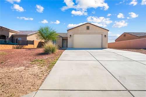 1530 Kyle Ave, Bullhead City, AZ, 86442-8042 | Card Image