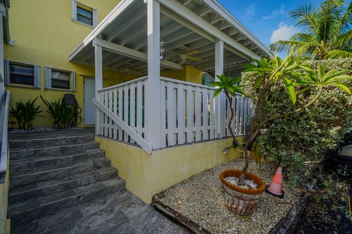 apt-h5-1500 Ocean Bay Dr, Key Largo, FL, 33037-4273 | Card Image