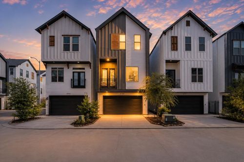3705 Creekmont Green Ln, Houston, TX, 77091-1024 | Card Image