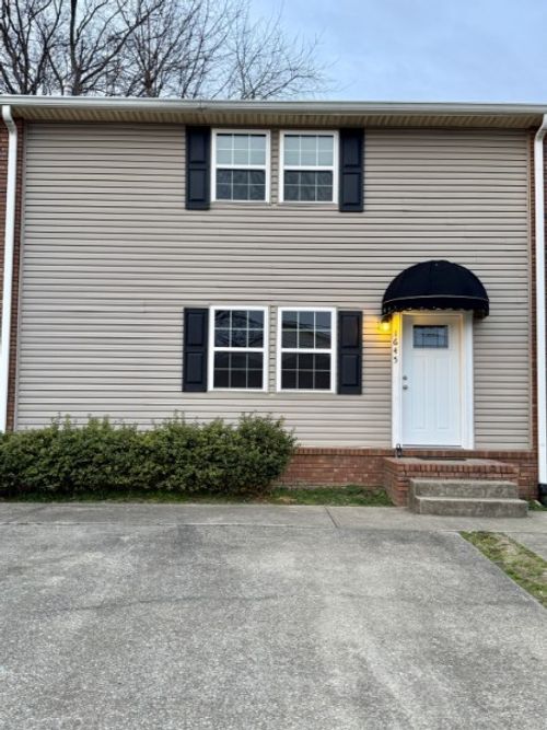 1645 Baltimore Dr, Clarksville, TN, 37043-6604 | Card Image