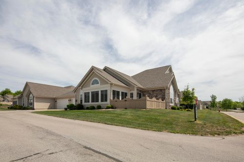143 Academy Dr, Wilmore, KY, 40390-1368 | Card Image