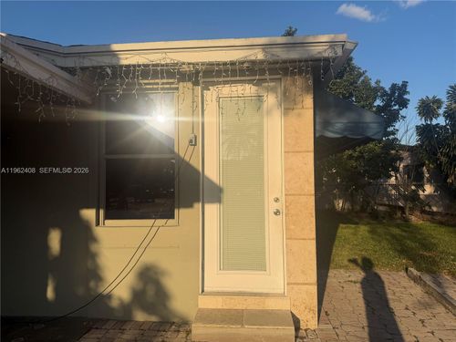 a-6 Dawson St, Hollywood, FL, 33023 | Card Image