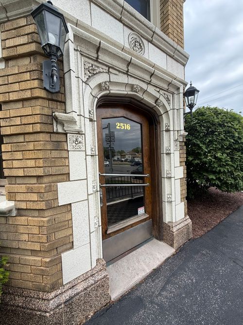 01-2516 N Harrison St, Davenport, IA, 52803-2739 | Card Image