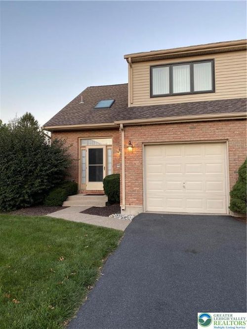 3269 Oakland Square Dr, BETHLEHEM, PA, 18020-1291 | Card Image