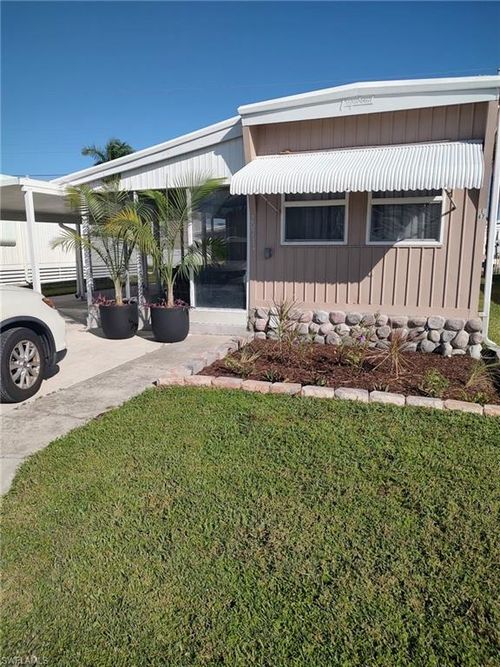 20711 Port Dr, ESTERO, FL, 33928-3606 | Card Image