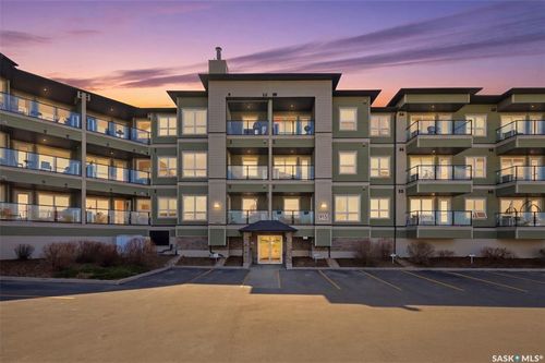 209-915 Kristjanson Rd, Saskatoon, SK, S7S0B1 | Card Image