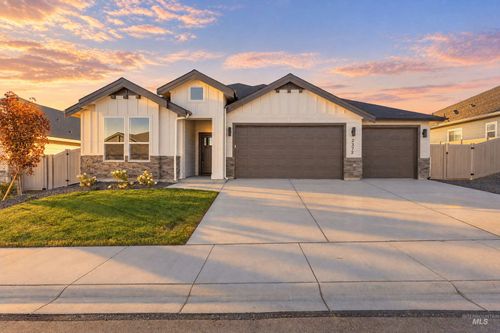 2372 S Hurd Ave, Nampa, ID, 83686 | Card Image