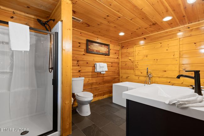 1851 Starr St, House other with 2 bedrooms, 2 bathrooms and null parking in Sevierville TN | Image 27