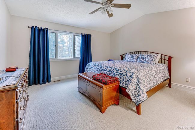 6522 Scenic Pines Ct, Condo with 3 bedrooms, 4 bathrooms and null parking in Clarkston MI | Image 27