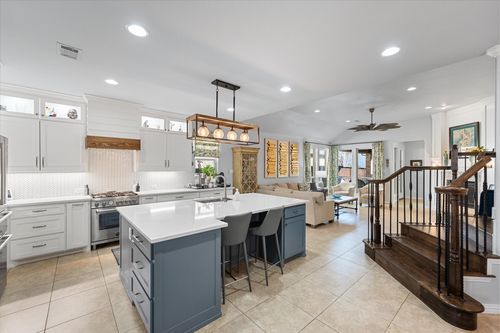 1003 Lone Ivory Trl, Arlington, TX, 76005-1127 | Card Image