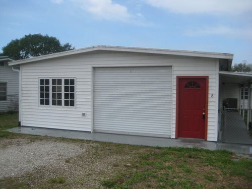 1096 8th St, OKEECHOBEE, FL, 34974-0113 | Card Image